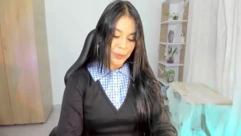 Nickol online show from 10/30/25, 09:15