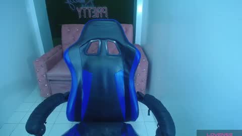 Snapshot of candy_kush_a chatting on 10/11/25, 09:24 candy_kush_a online show from 10/11/25, 09:24