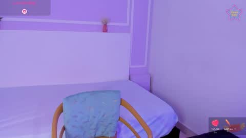 Snapshot of candy_lux301 chatting on 01/09/26, 03:42 candy_lux301 online show from 01/09/26, 03:42