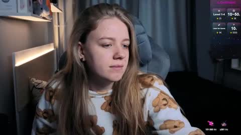 Snapshot of candy_meggie chatting on 03/11/25, 12:39 Megan online show from 03/11/25, 12:39