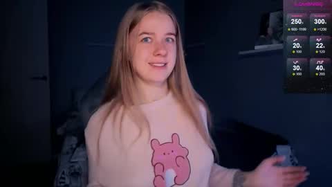 Snapshot of candy_meggie chatting on 09/26/25, 06:23 Megan online show from 09/26/25, 06:23