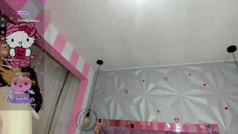 Ania online show from 10/19/25, 11:11