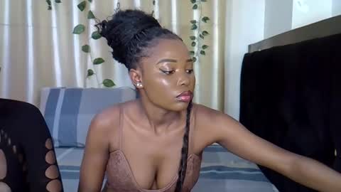 Snapshot of candy_pop1 chatting on 10/17/25, 05:48 CANDY online show from 10/17/25, 05:48