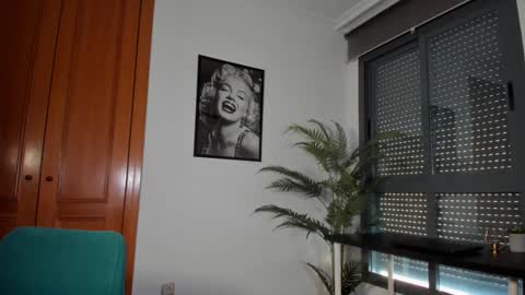 Snapshot of candy_rose_ chatting on 12/10/24, 08:51 Rose ONLYFANSiamcandyrose online show from 12/10/24, 08:51