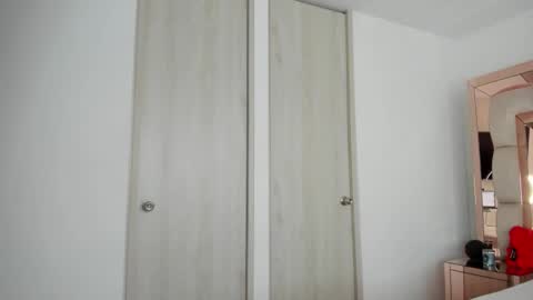 Snapshot of candy_sam28 chatting on 01/19/25, 04:36 samantha online show from 01/19/25, 04:36