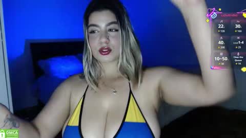 Snapshot of candy_sr03 chatting on 11/10/25, 04:06 candy sr online show from 11/10/25, 04:06