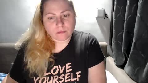 Laura online show from 02/20/25, 10:59