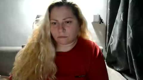 Laura online show from 02/23/25, 07:17