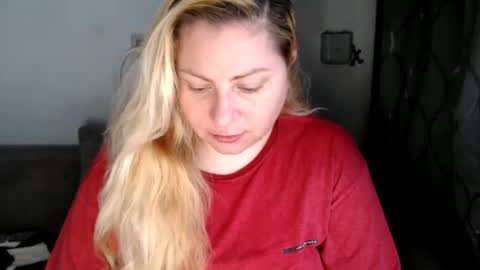 Laura online show from 02/26/25, 02:03