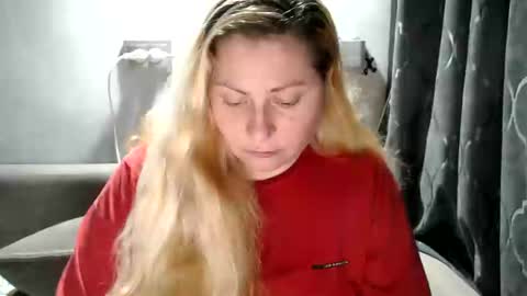 Laura online show from 02/27/25, 06:53