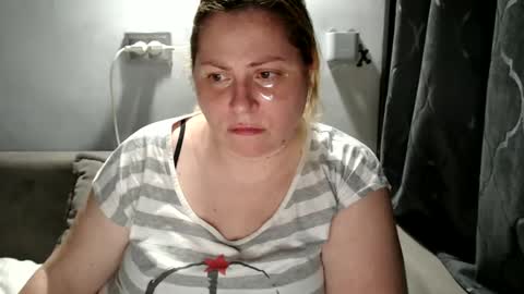 Laura online show from 03/01/25, 07:48