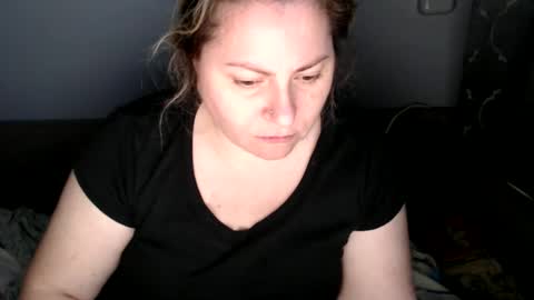 Laura online show from 09/28/25, 11:26