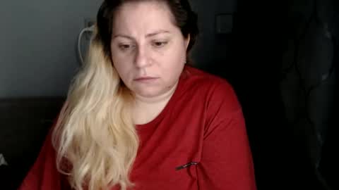 Laura online show from 10/22/25, 06:24