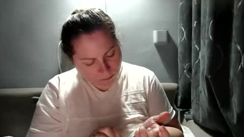 Laura online show from 12/04/25, 09:45