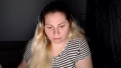 Laura online show from 02/06/26, 01:36