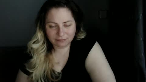 Snapshot of candycream74 chatting on 06/26/26, 03:49 Laura online show from 06/26/26, 03:49