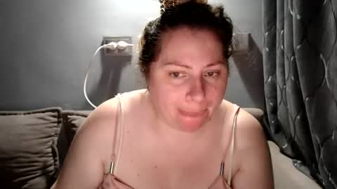 Snapshot of candycream74 chatting on 07/05/26, 05:53 Laura online show from 07/05/26, 05:53