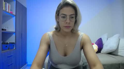 Candy Dowson online show from 03/19/26, 09:57