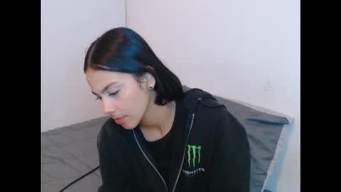 Snapshot of candyfire666 chatting on 12/02/25, 05:02 Sara online show from 12/02/25, 05:02