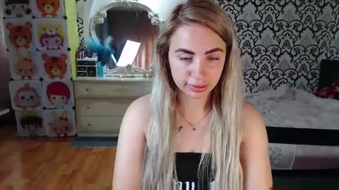 candygirlxxx9 online show from 06/02/26, 07:10