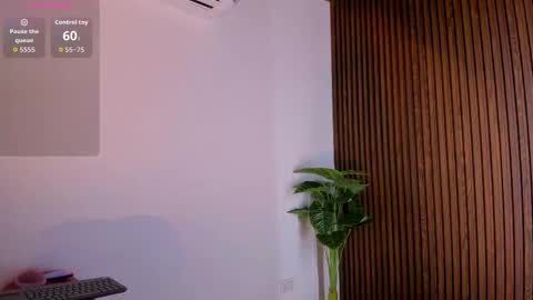 candyglow_ online show from 03/19/26, 06:01