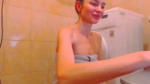 CANDYJESx online show from 01/25/25, 05:51