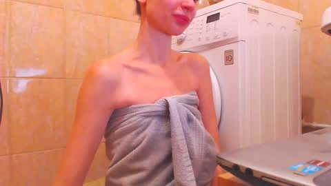 CANDYJESx online show from 02/13/25, 09:41