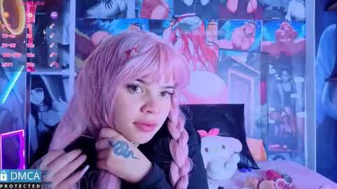 Snapshot of candykane06 chatting on 10/25/25, 01:35 Candy online show from 10/25/25, 01:35