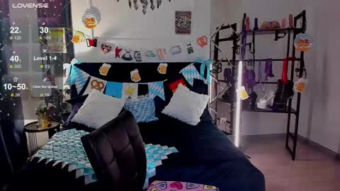 Sofia online show from 09/30/25, 01:21