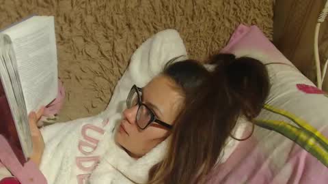 say meow and send tip  online show from 12/23/24, 02:02