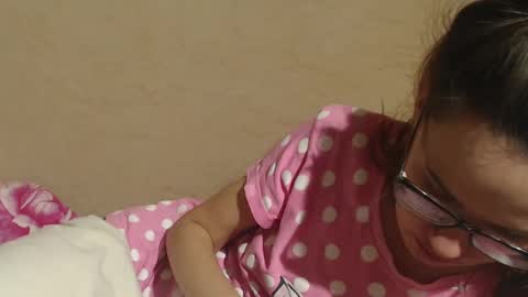 say meow and send tip  online show from 03/10/25, 04:57