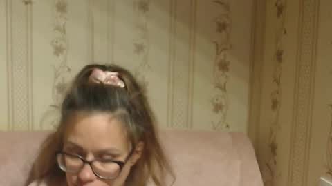 say meow and send tip  online show from 10/26/25, 06:36