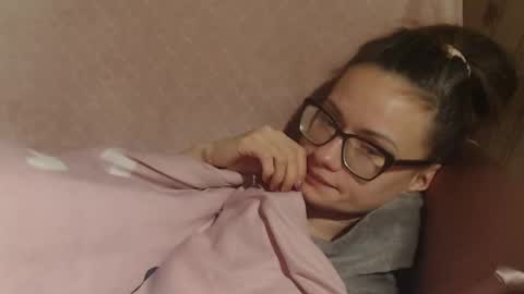 say meow and send tip  online show from 12/03/25, 11:19