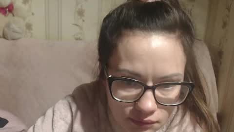 say meow and send tip  online show from 02/17/26, 03:03