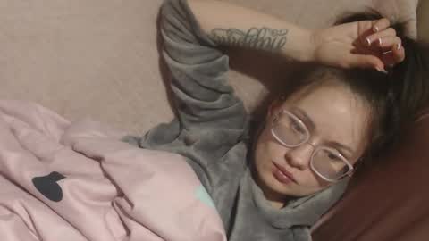 say meow and send tip  online show from 03/21/26, 12:48