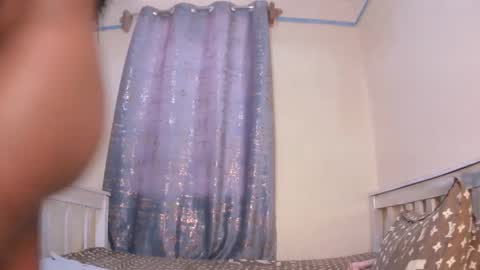 Snapshot of candymia3 chatting on 02/03/25, 07:18 Candice online show from 02/03/25, 07:18