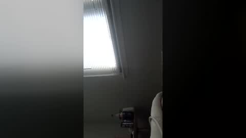 candyredxo2024 online show from 07/04/26, 07:42