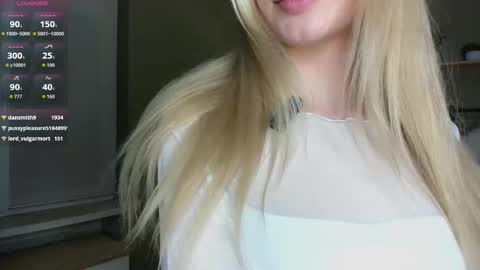 Snapshot of candyvice chatting on 02/15/26, 02:14 Kate online show from 02/15/26, 02:14