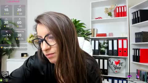 Candy  My pleasure its in  your hands online show from 03/11/25, 10:51