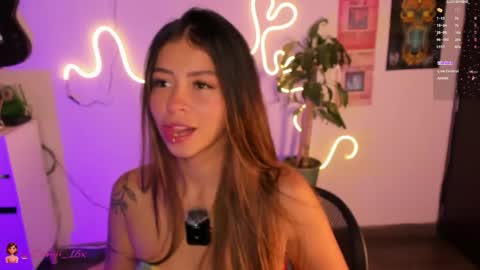 Camilla online show from 05/17/26, 01:14