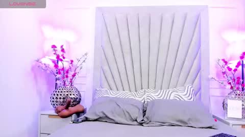 candyyvega online show from 02/04/26, 08:47