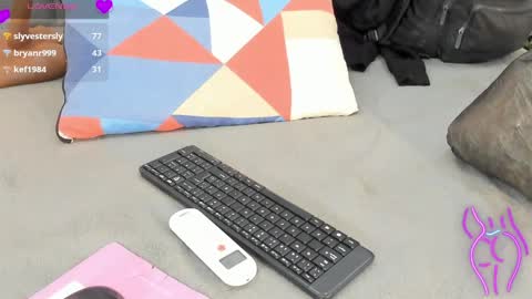 candyyvega online show from 04/12/26, 09:36