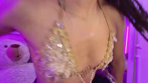 Snapshot of canela_bm chatting on 04/15/26, 11:39 cane online show from 04/15/26, 11:39