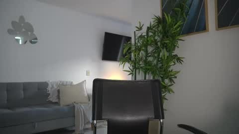 Snapshot of canelasungirl chatting on 11/08/25, 09:13 Jency NEW IG IMCANELA online show from 11/08/25, 09:13