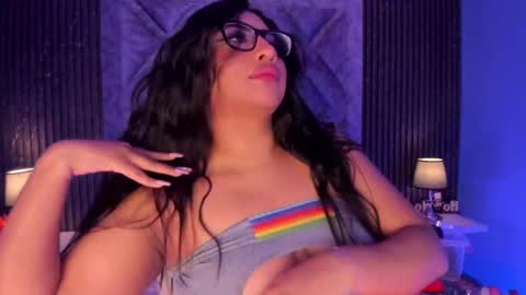 GABRIELA LOPEZ online show from 01/28/25, 02:32