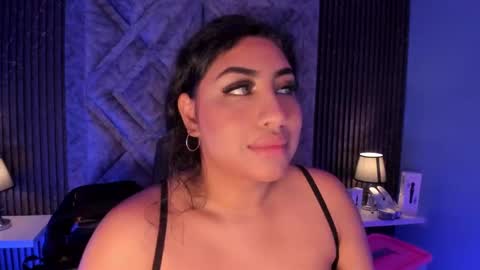 GABRIELA LOPEZ online show from 10/01/25, 04:07