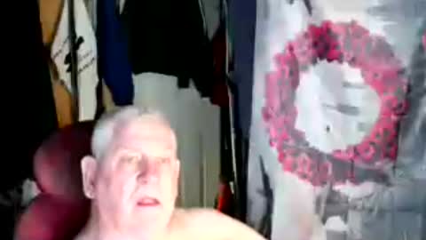 canoelicker69 online show from 06/24/26, 07:24