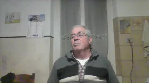 Snapshot of cantera577 chatting on 12/02/25, 08:37 cantera577 online show from 12/02/25, 08:37