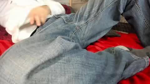 canuk1983 online show from 02/02/25, 03:28