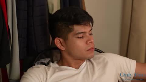 Snapshot of capizzi_ chatting on 12/02/24, 03:26 David Capizzi online show from 12/02/24, 03:26